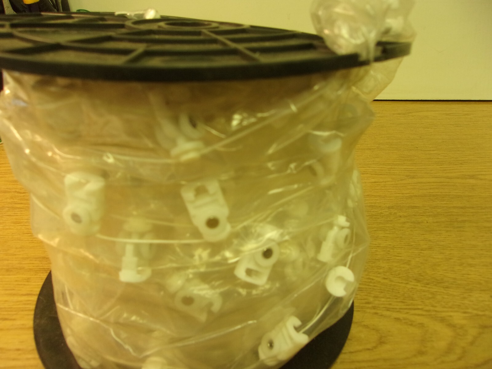 R-Equal R-200-M Roller Ripple Carrier 2 1/8 500 Pcs. 100% Fullness