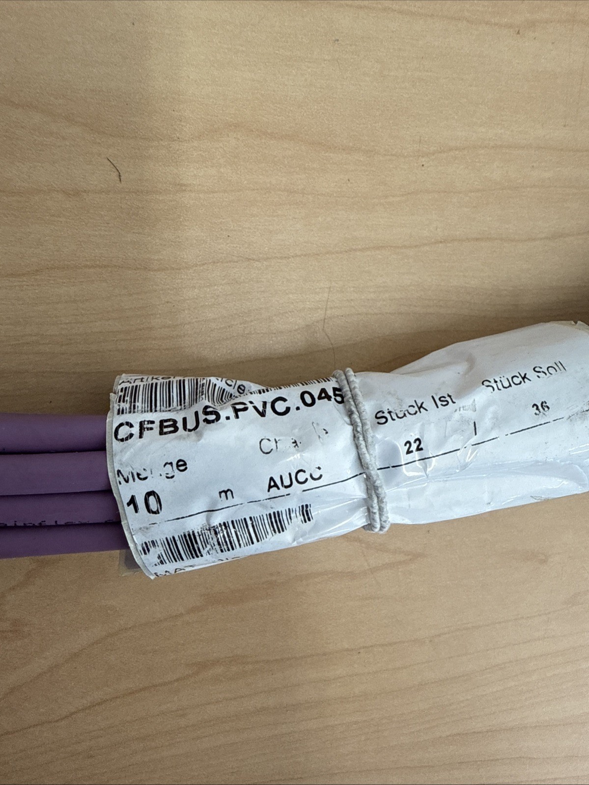 NEW! IGUS CFBUS.PVC.045 Chainflex Ethernet CAT5e Cable – 10m – E363067