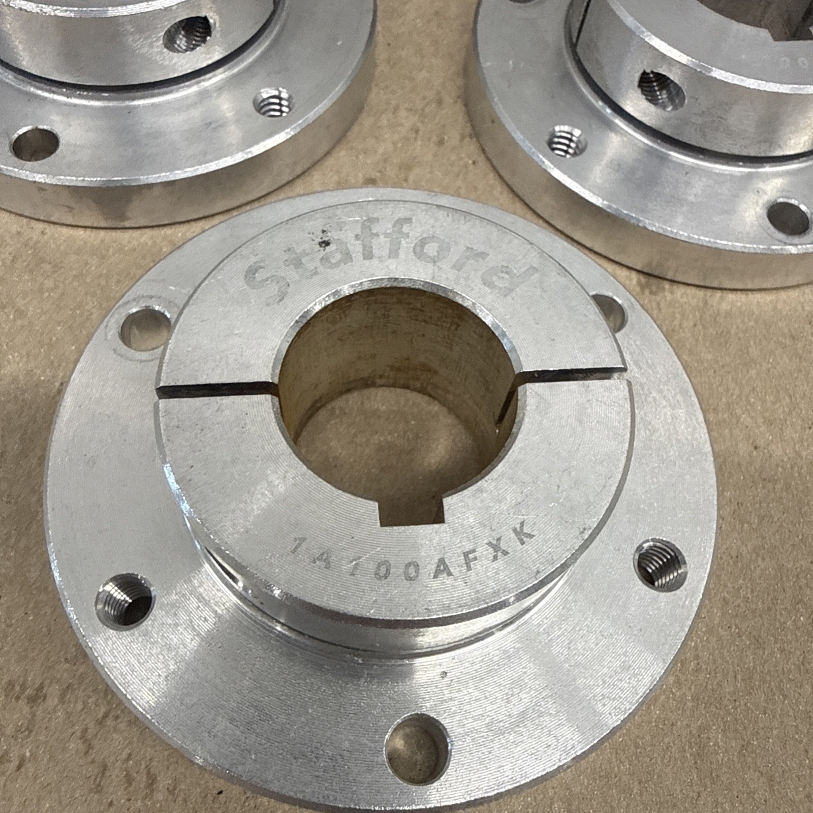 Lot Of 3- STAFFORD 1A100AFXK, 1″ Accu-Flange, Shaft Mounting Collar, Aluminum