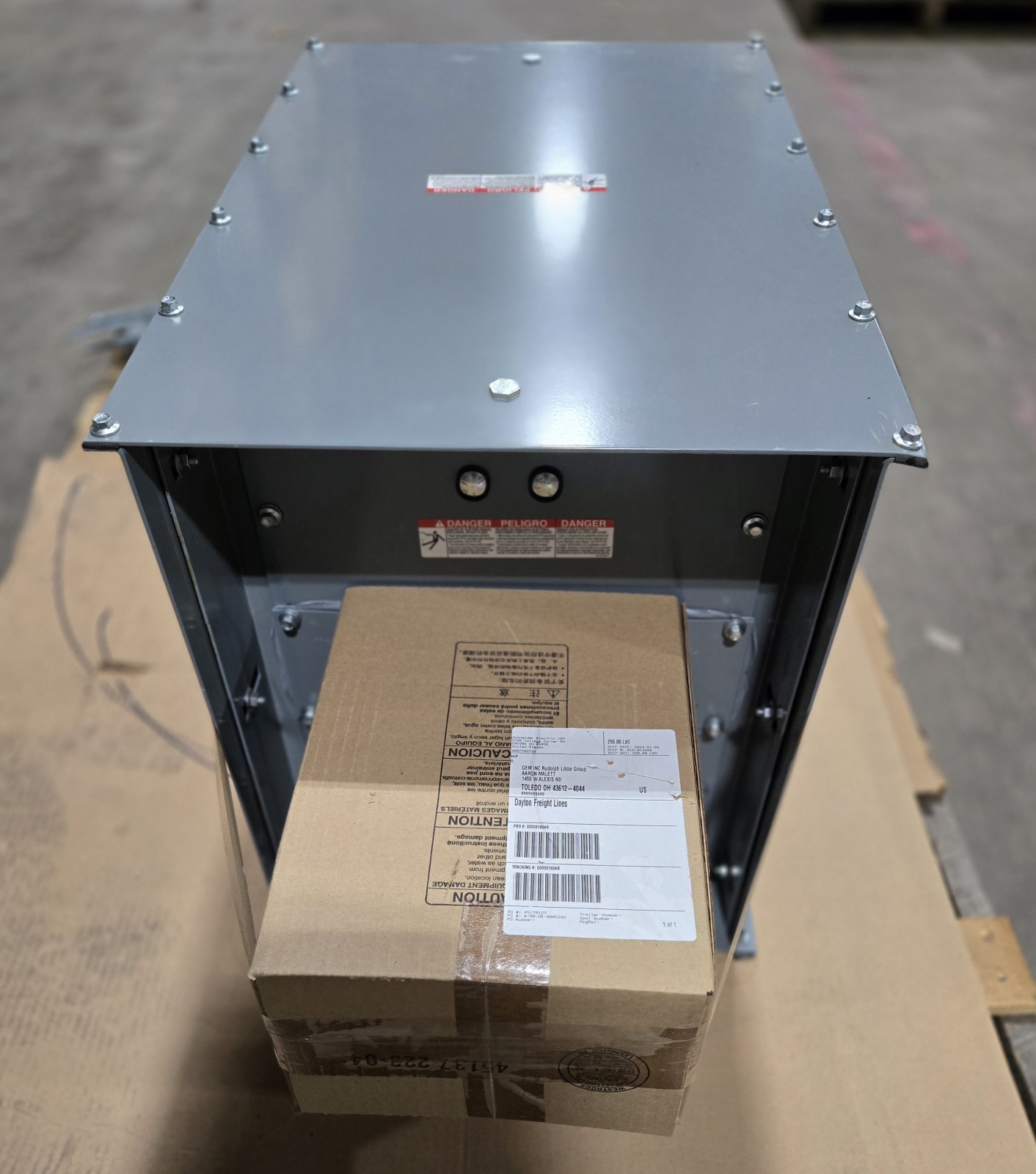 SQUARE D AFH2316GEJM I-LINE II BUSWAY TAP BOX/ FITTING. 1600A, 600V, 3P3W.