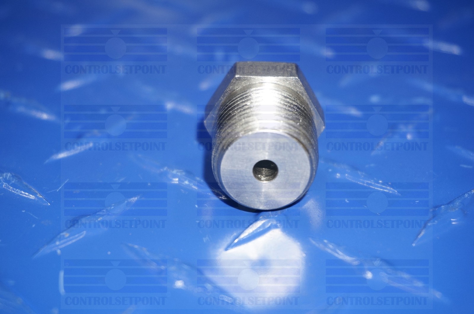 SWAGELOK 1/4″ TUBE TO 1/2″ NPT STRAIGHT MALE TO MALE 316 SST SS-400-1-8