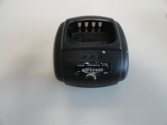 BB5: Lot of 2 Kirisun KBC-31A and KBC-70Q Charging Cradle Only