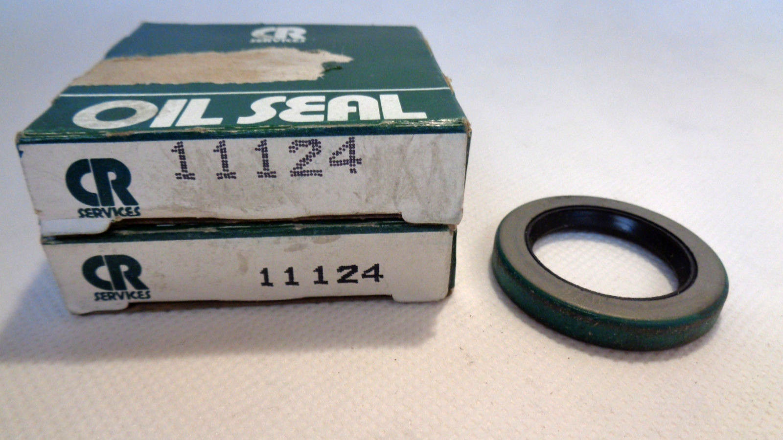 NEW IN BOX LOT OF 2 CHICAGO RAWHIDE 111124 OIL SEAL