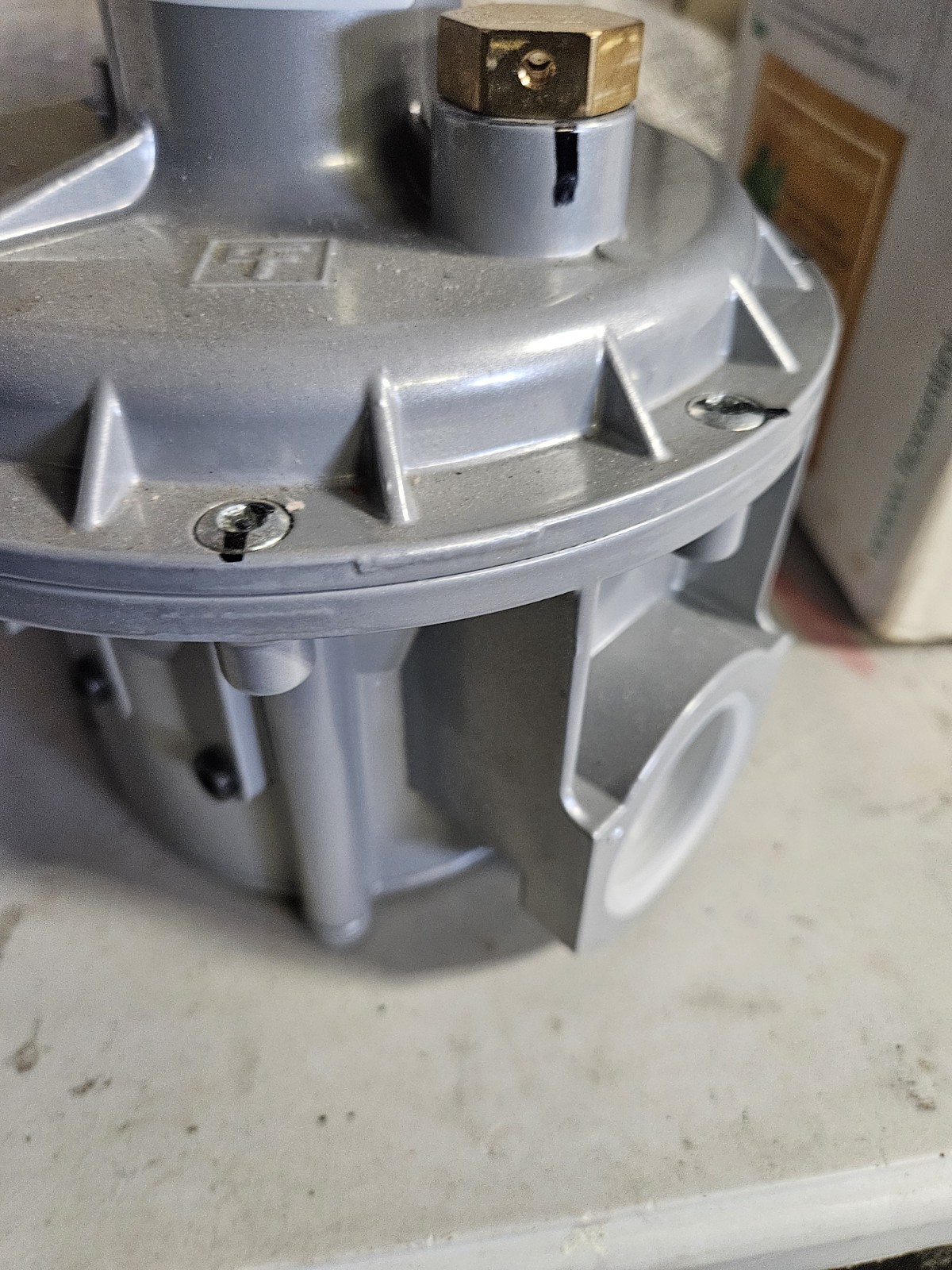 Pietro Fiorentini F31154 5BP VL CAP 2 PSIG Governor 1-1/2″ NPT