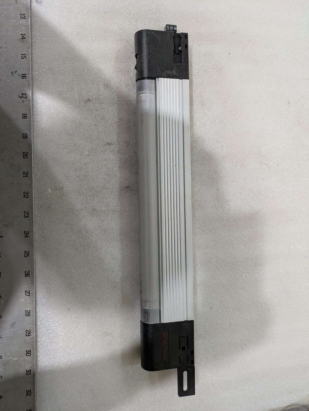 Hoffman LF120V18 Industrial Control Panel Light 115VAC 0.13A 50/60Hz 8W
