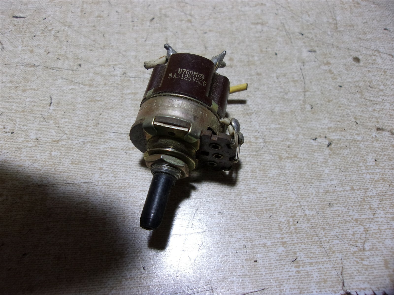 Noble U70DM Rotary Switch 5A-125 VACG 546-11 *FREE SHIPPING*