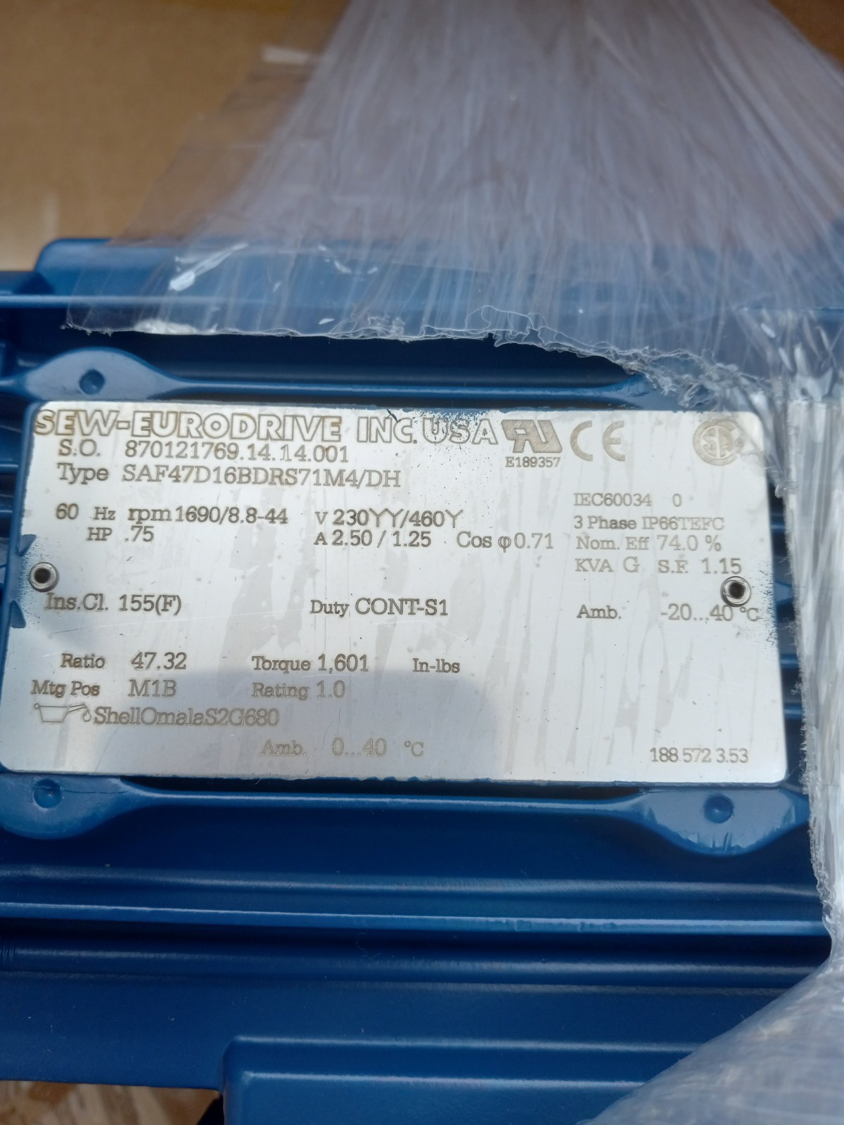 .75 HP SEW-EURODRIVE SAF47D16BDRS71M4/DH 1690/8.8-44 RPM