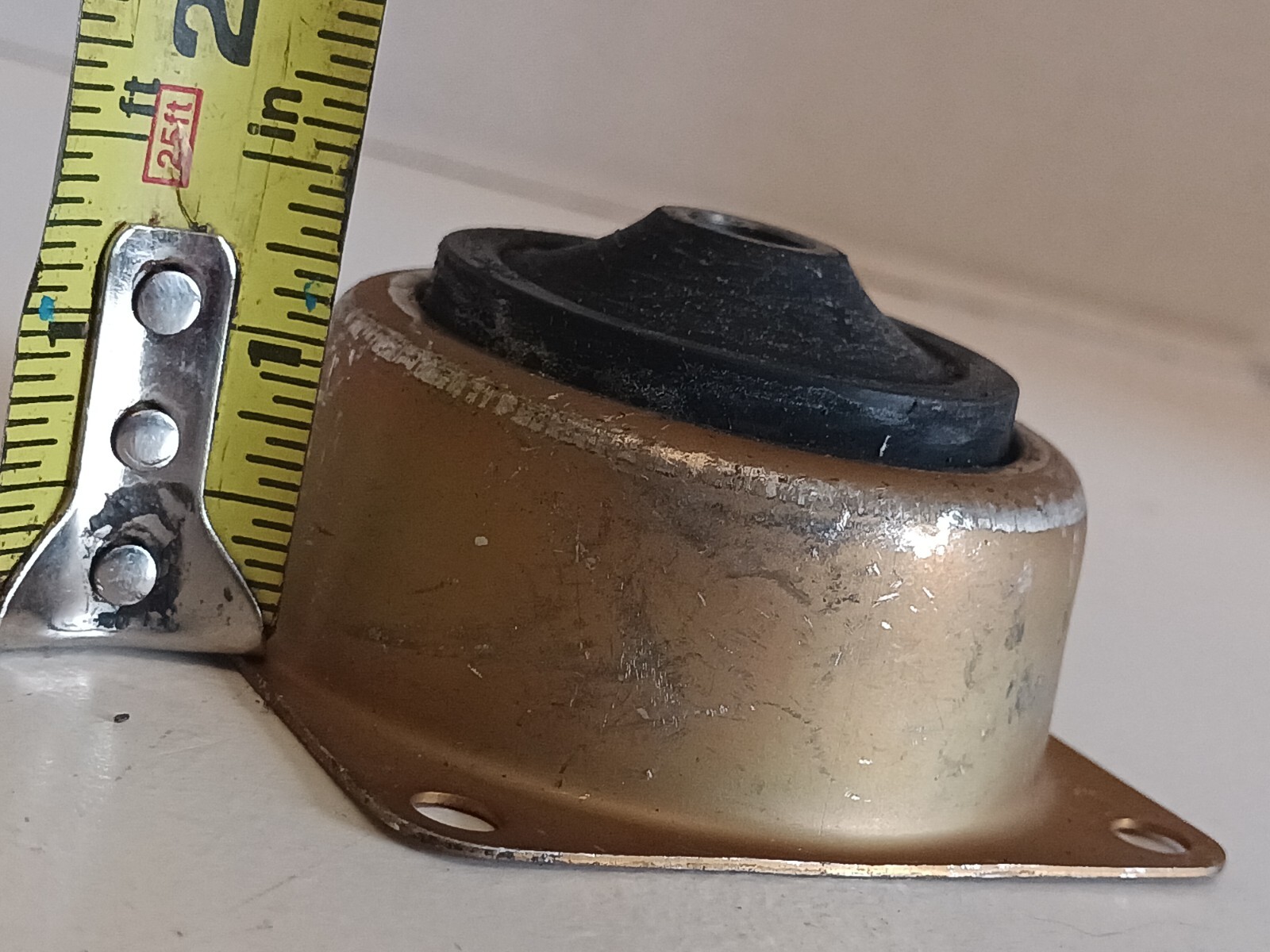 3″ x 3″ x 1-9/16″ bolt down vibration damping dampening mount 6008K36 45 lb