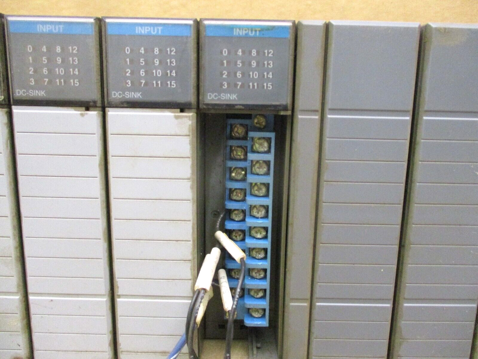 Allen-Bradley SLC 500 1746-P3 Ser A 1747-DCM Ser A 1747-SDN Ser B 48665GN