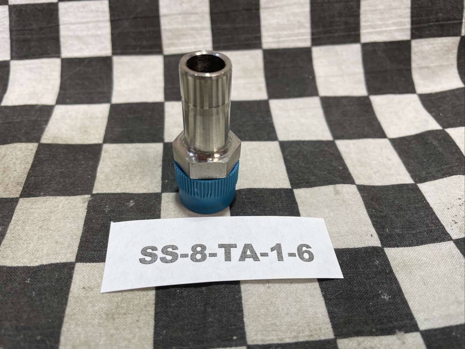 SWAGELOK SS-8-TA-1-6 SS-8-TA-1-8 SS-810-NFSET SS-12-TA-1-8, LOT OF 5 #A26