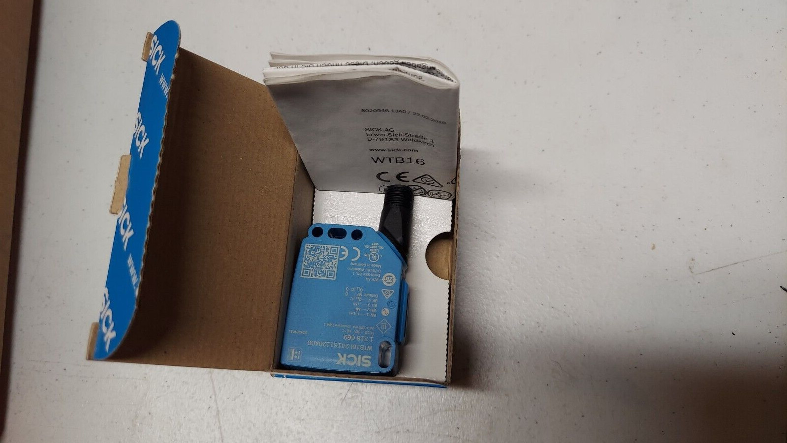 New Sick WTB161-24161120A00 1218669 Photoelectric Sensor