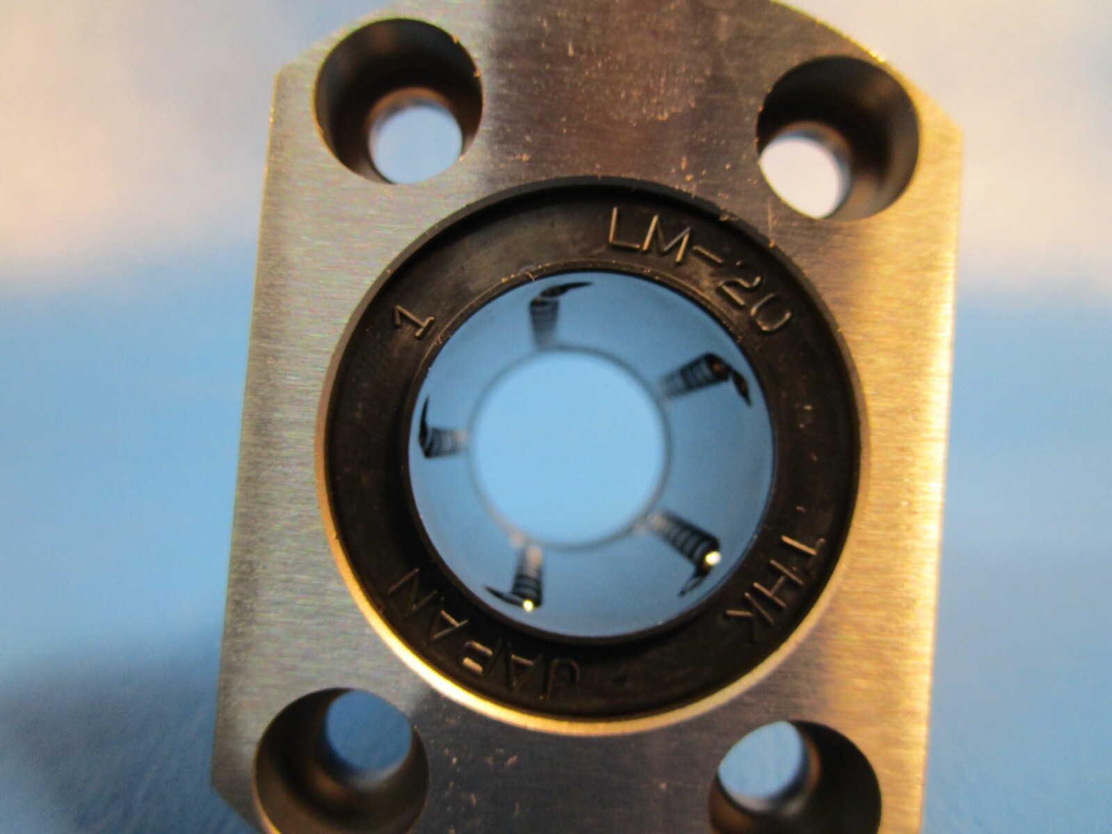 THK LMH20UU Linear Bushing Ball Bearing Flange 20MM Shaft Diameter