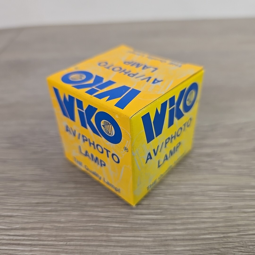 WIKO EKZ 10.8V 30W AV/ Photo Lamp (NEW IN BOX)