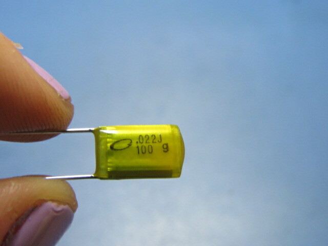 NICHICON QYX2A223JTP Qty of 83 per Lot 0.022µF Film Capacitor 100V Polyester