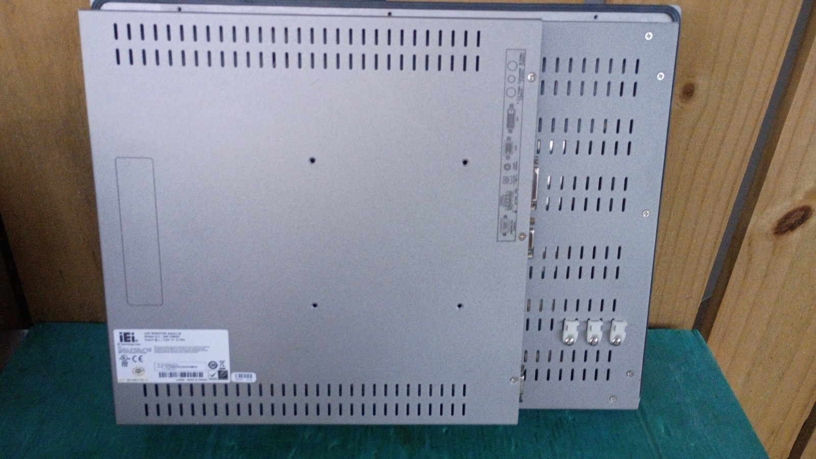 IEI INTEGRATION CORP DM-150GS-R11/T-R 12VDC Industrial LCD Interface Monitor