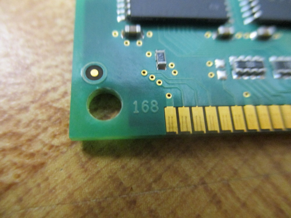 Samsung PC133U-333-542 PCSDRAM PC133U333542 M374S1623FTSC7A w/18 Chips