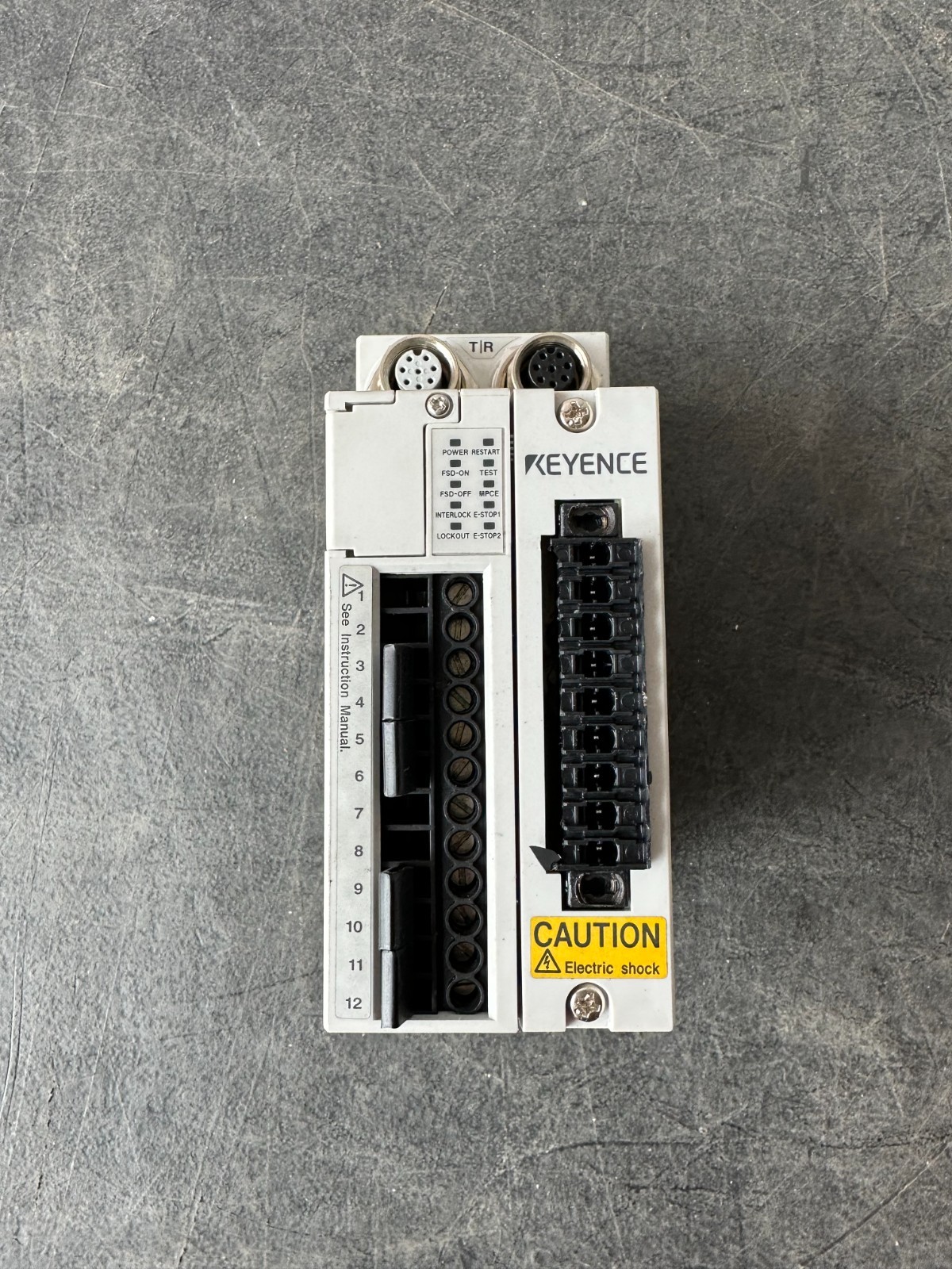 KEYENCE SL-R11 SAFETY CONTROLLER