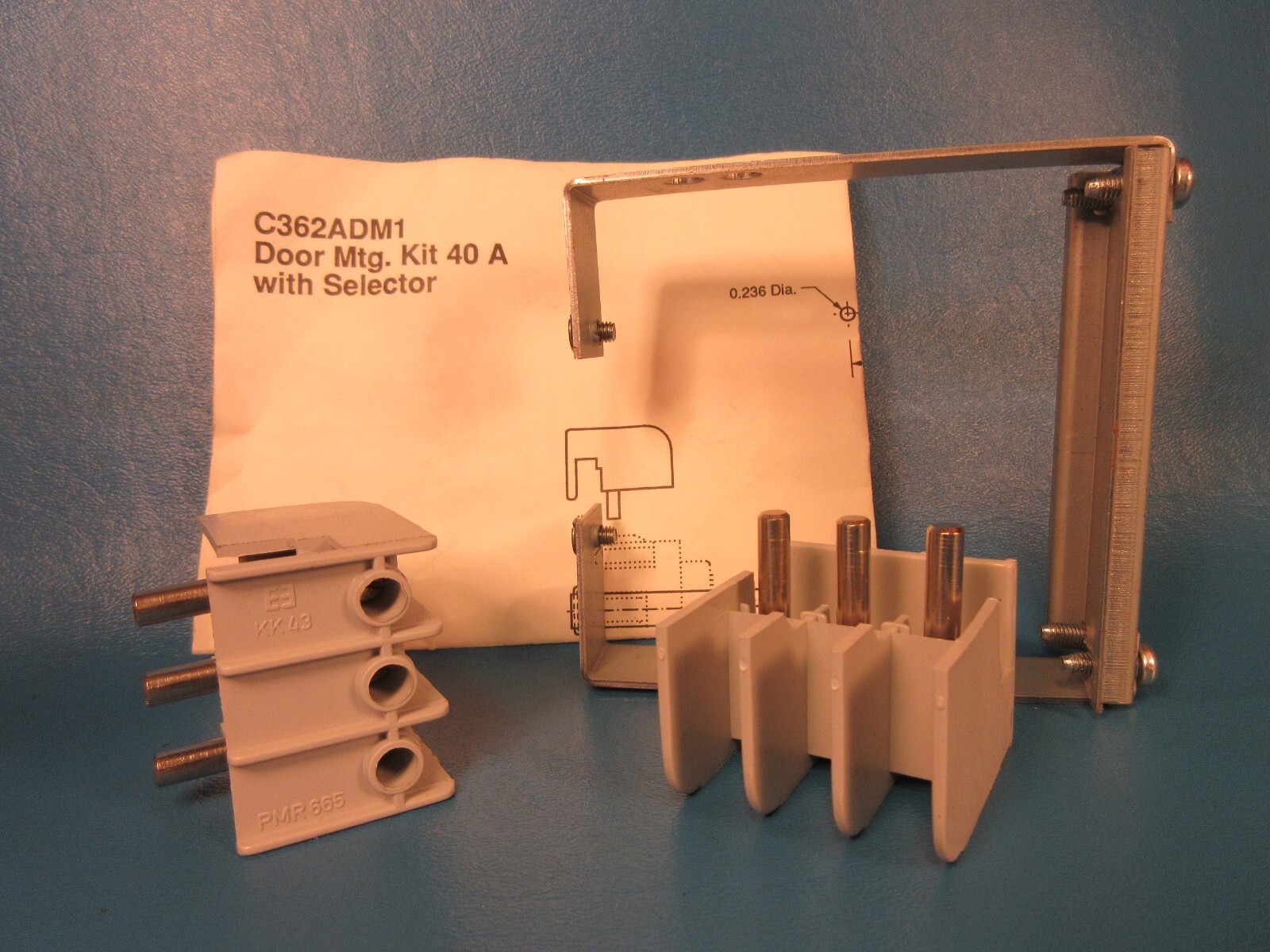 Cutler Hammer C362ADM1, DOOR Mtg. KIT 40 A WITH SELECTOR, EATON
