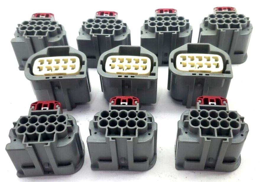 LOT OF 10, YAZAKI 7298-6818-40 2341287-3 10P 1.5MM YESC SEALED FEMALE CONNECTOR.