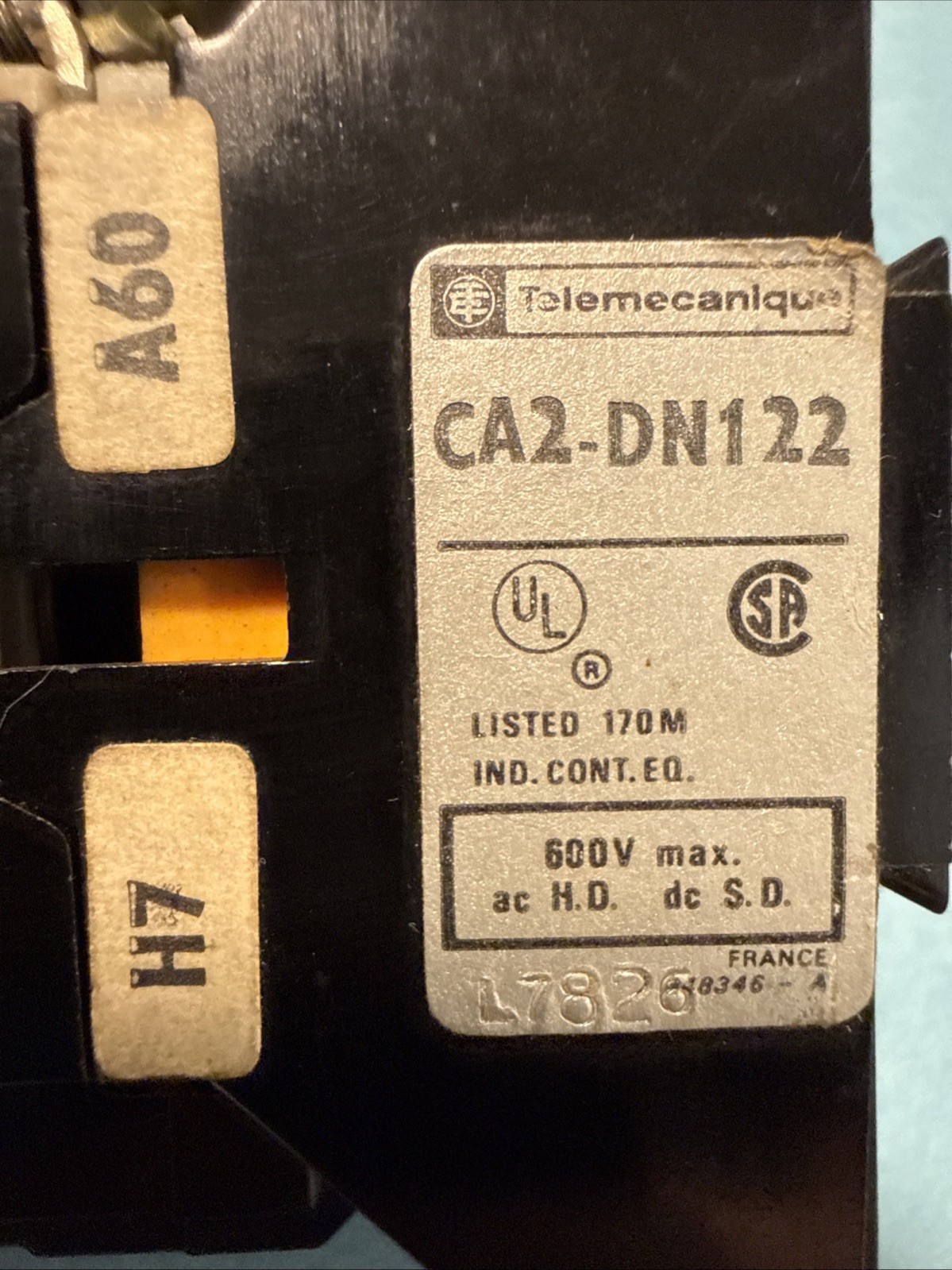 TELEMECANIQUE CA2-DN122 RELAY 100V 50 Hz 110-110V 60 Hz 4 POLE