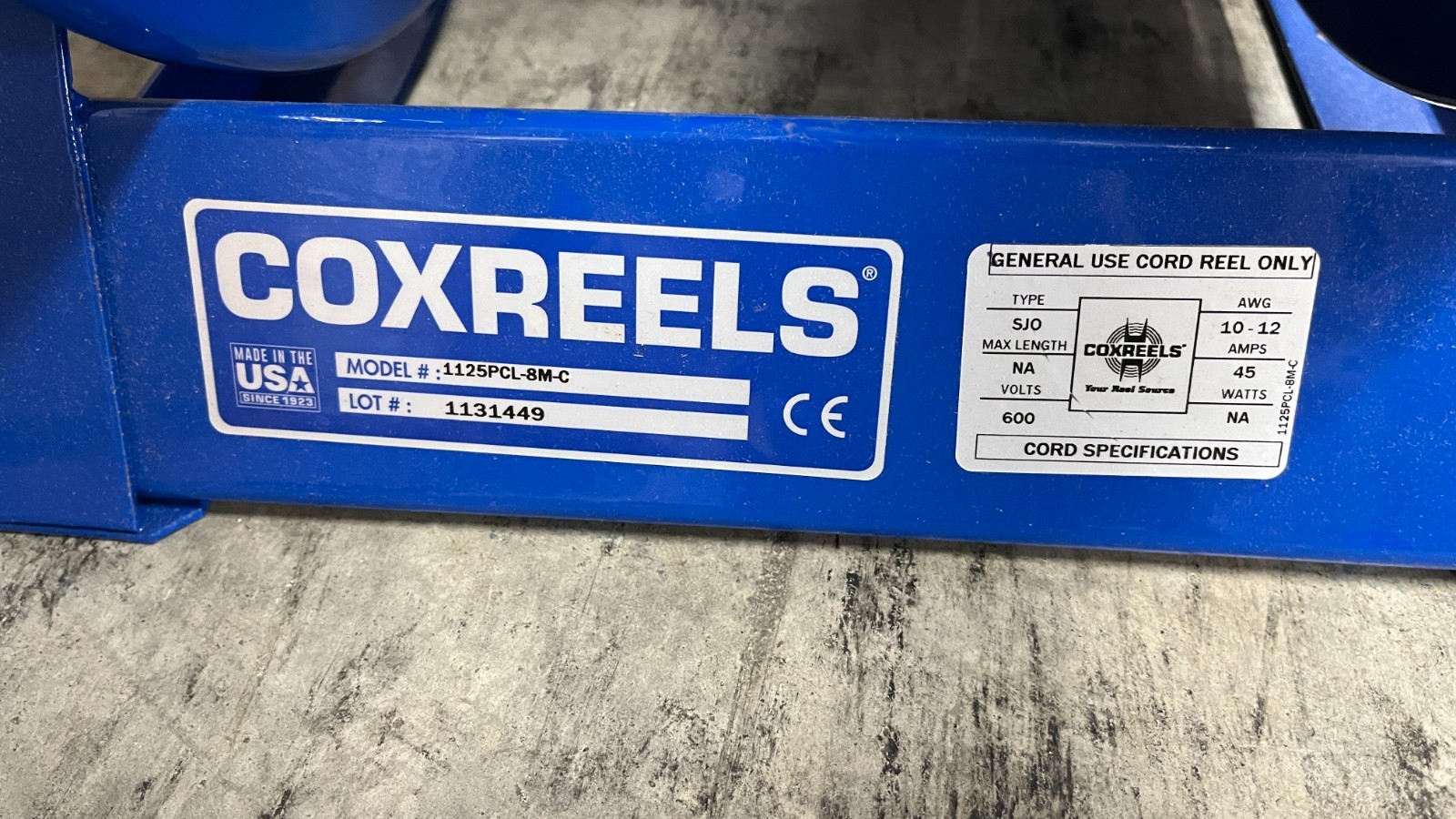 Coxreels 1125PCL-8M-C Hand Crank Hose Reel, 250 Feet Length, 600V, Blue – 11K513