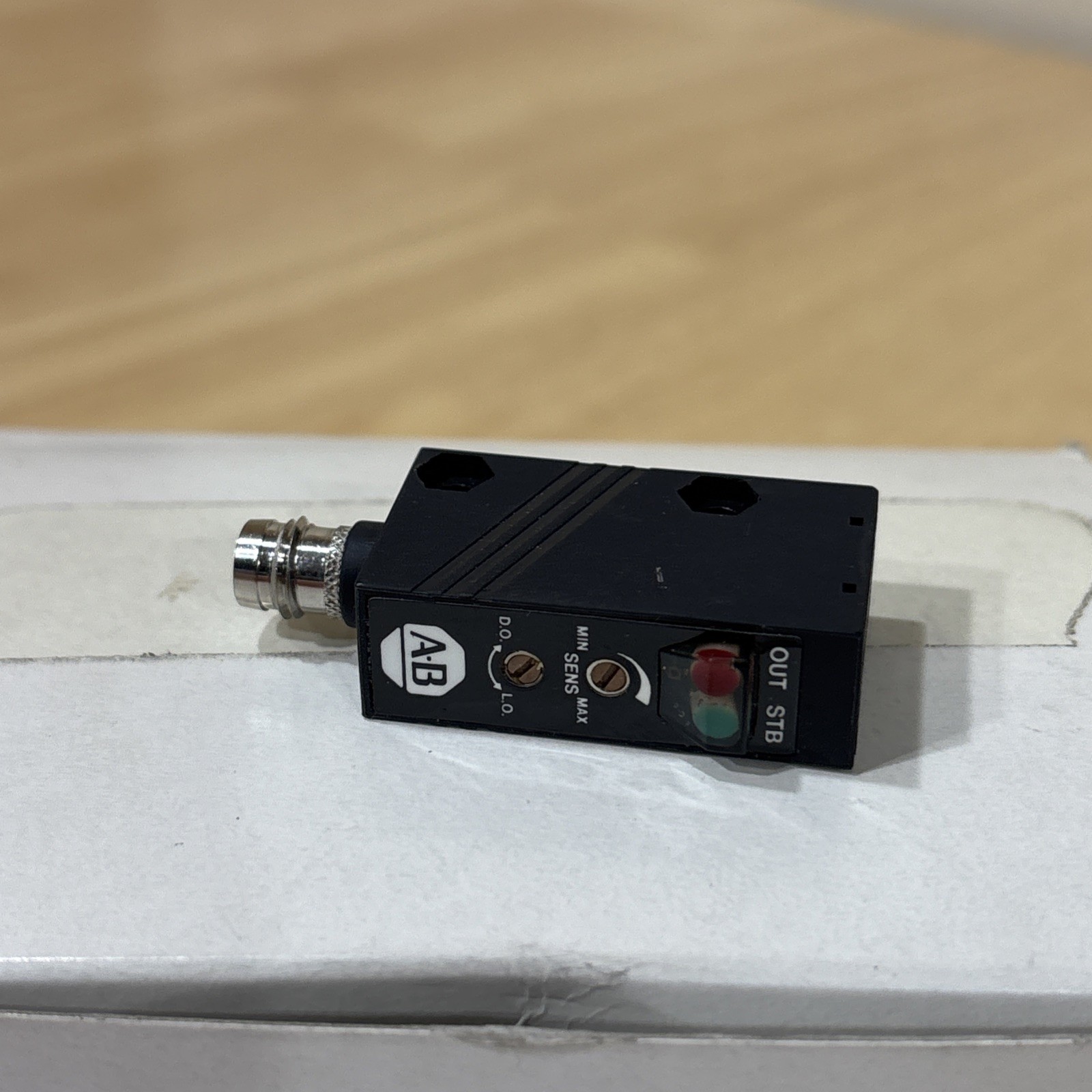 ALLEN BRADLEY 42KC-P2LPEM-P4 / 42KCP2LPEMP4 (USED)