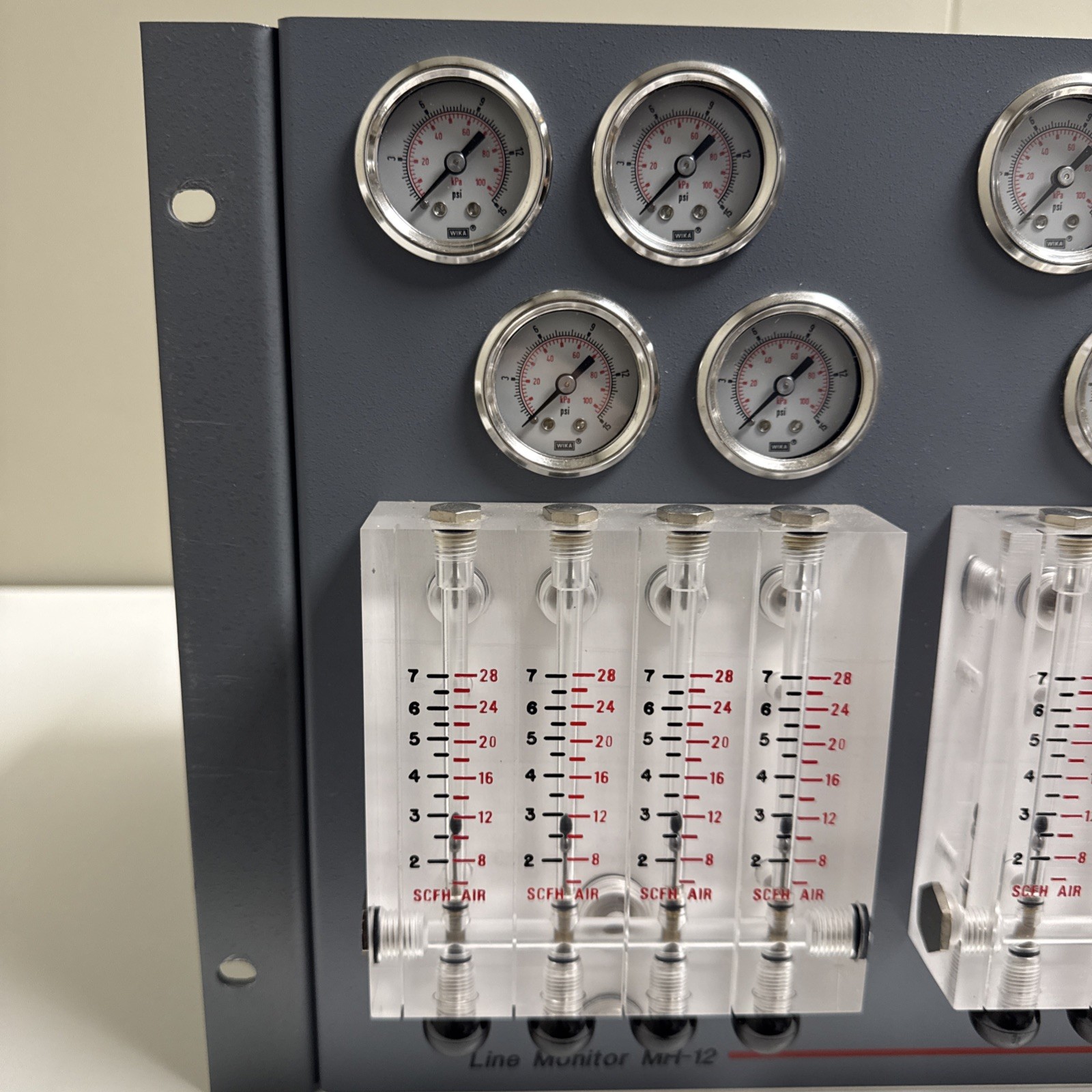 Andrew MH-12A Line Monitor Panel 12 Channel RF Pressure Monitor MH-12A-001