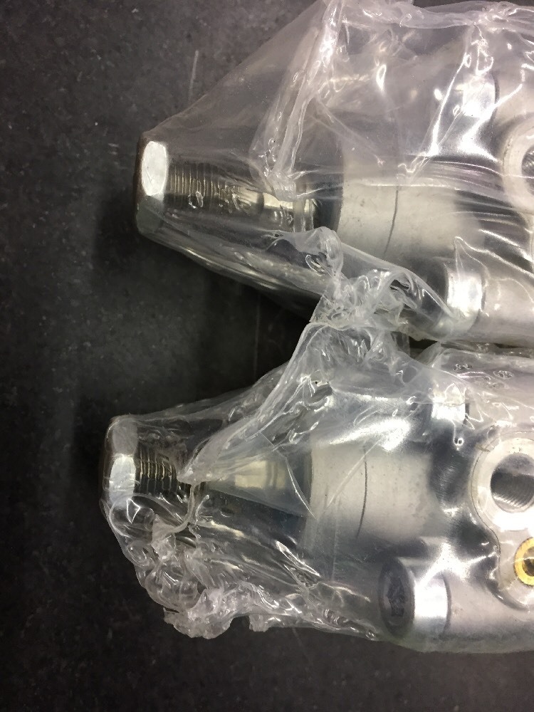 2 New REXROTH 0 822 340 058 Double Acting Air Pneumatic Cylinders