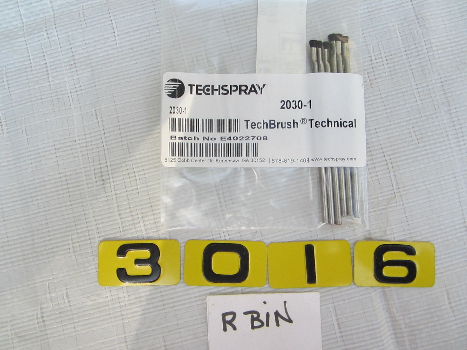 TECHSPRAY 2030-1 1/8X1/16 GOAT HAIR TECHNICAL CLEANING BRUSH LOT OF 6