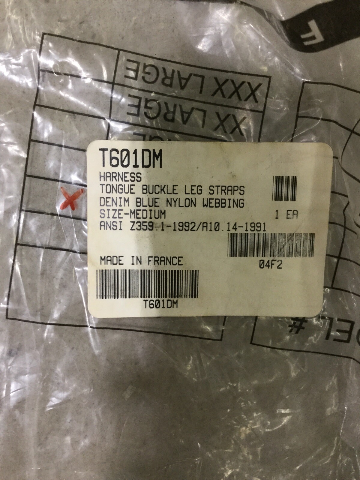 Uvex T601DM Full Body Harness, Medium, Tongue Buckle Leg Straps, Blue