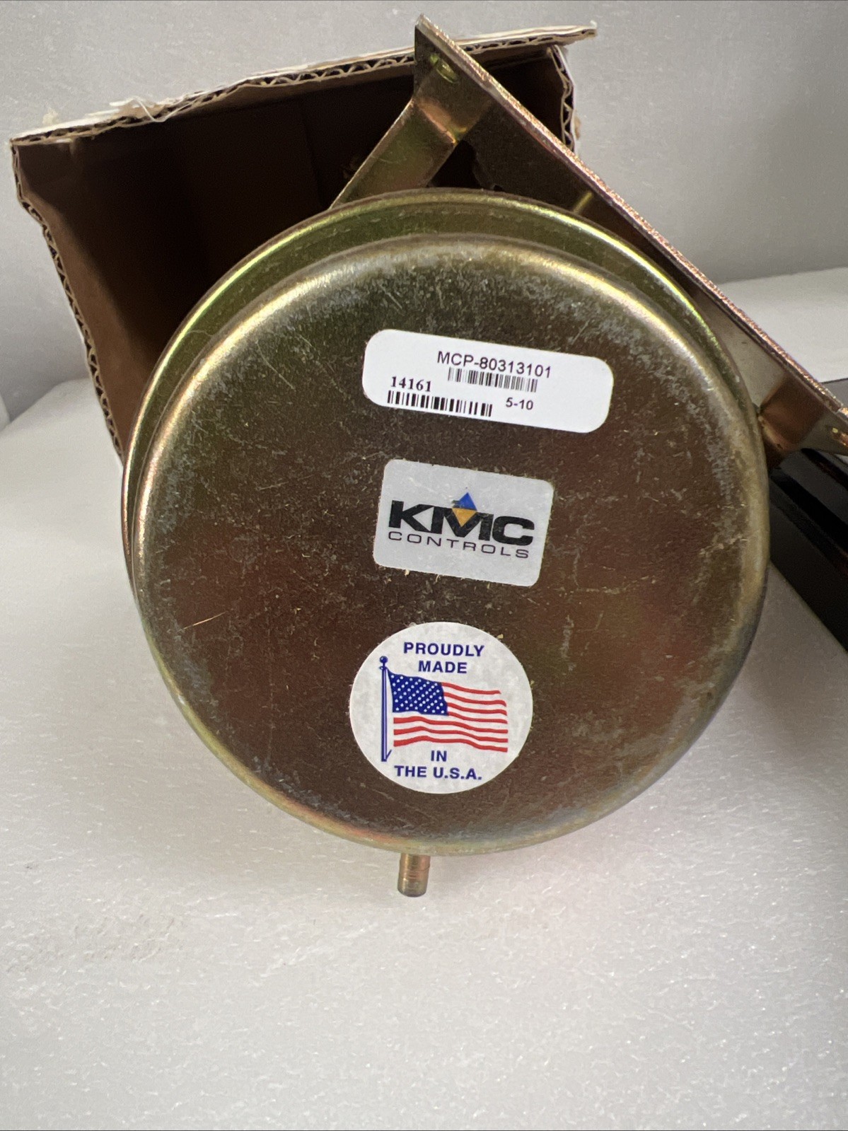 KMC Controls MCP-80313100 Damper Actuator Bronze Bushing Metal, 1-11/16″