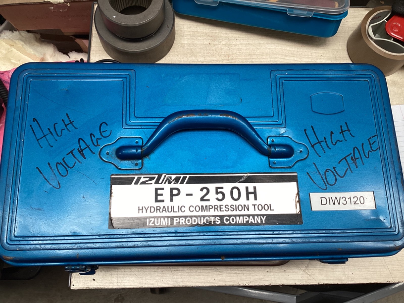 IZUMI EP-250H Hydraulic Compression Tool