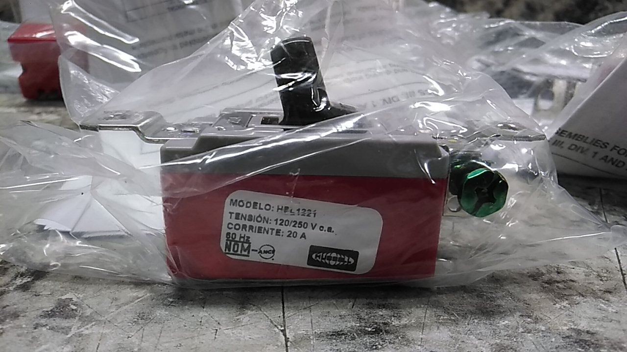 Appleton Electric EFSFR1Q 5 Pk 120/277VAC 20 Amps 1-Pole Switch