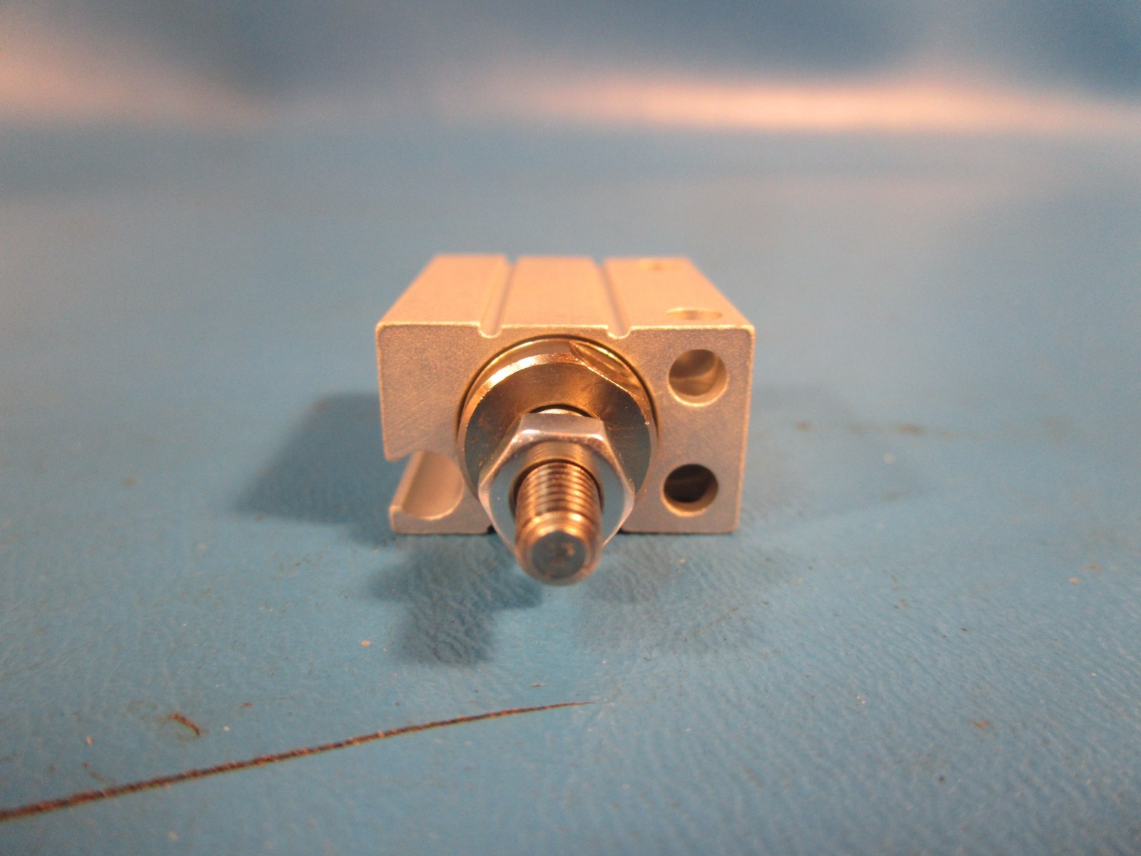 SMC CDUJB8-6DM, Mini Free Mount Cylinder, 8mm Bore, 6mm Stroke, Auto Switch