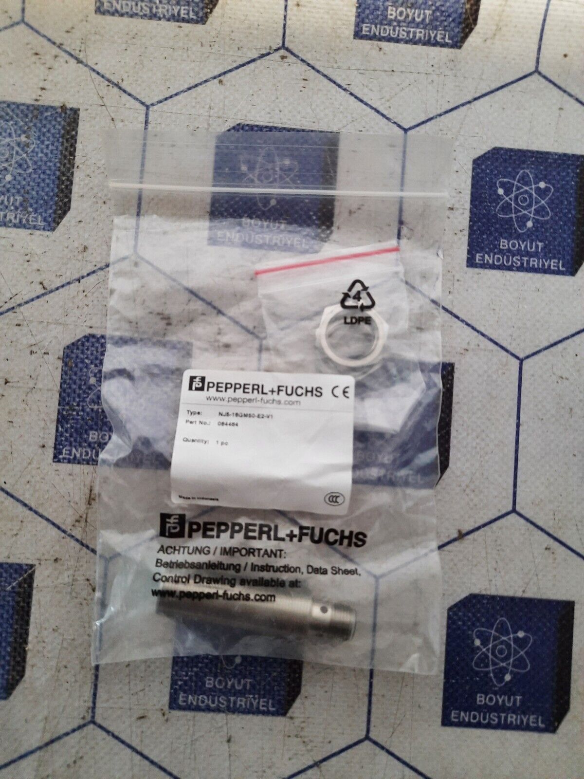 PEPPERL+FUCHS NJ5-18GM50-E2-V1 SENSOR