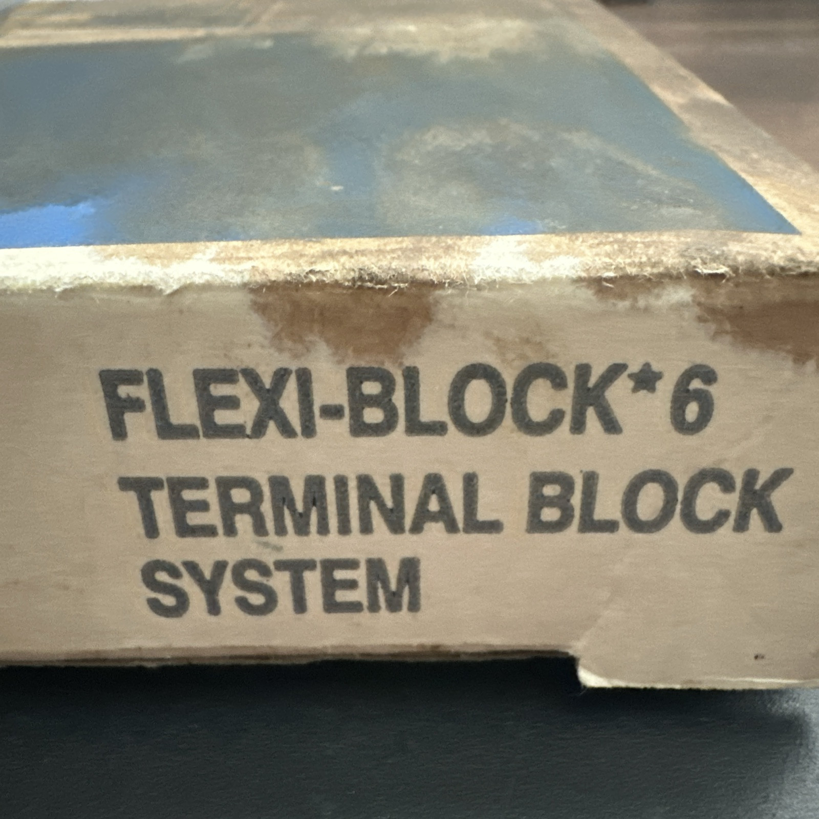 AMP 1-604102-1 Flexi-Block 6 Terminal Block System 90 Pieces Only NEW