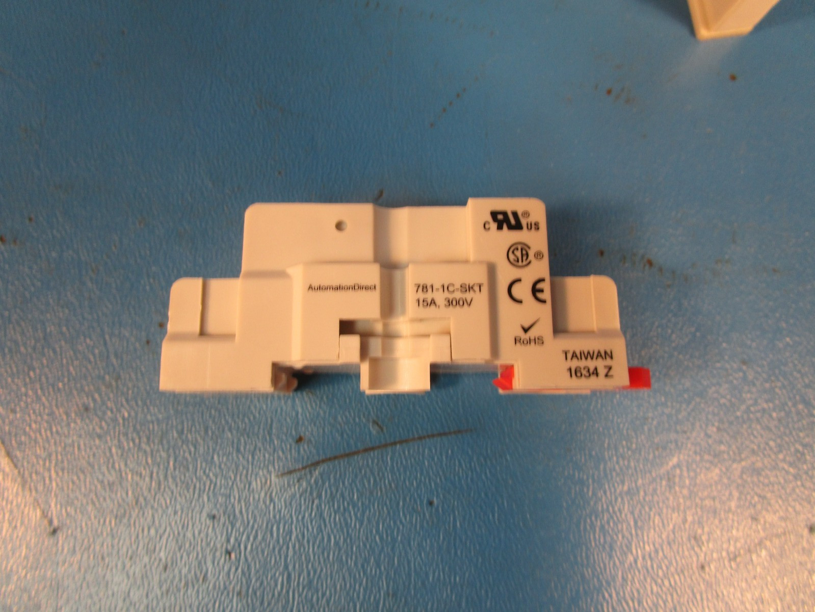 Automation Direct 781-1C-SKT, Relay socket, 35mm DIN rail or panel mount