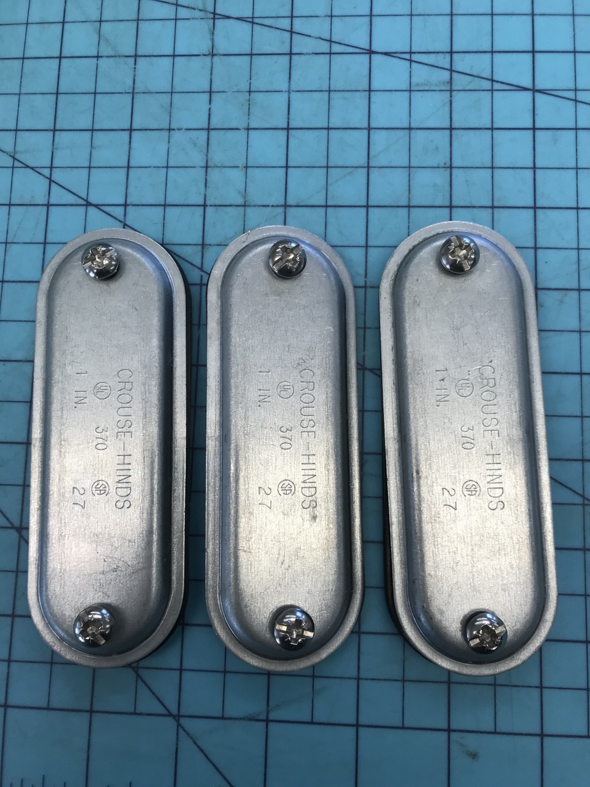 Crouse-Hinds 370-SA, 1″ Copper Free Aluminum Conduit Blank Cover – Lot of 3