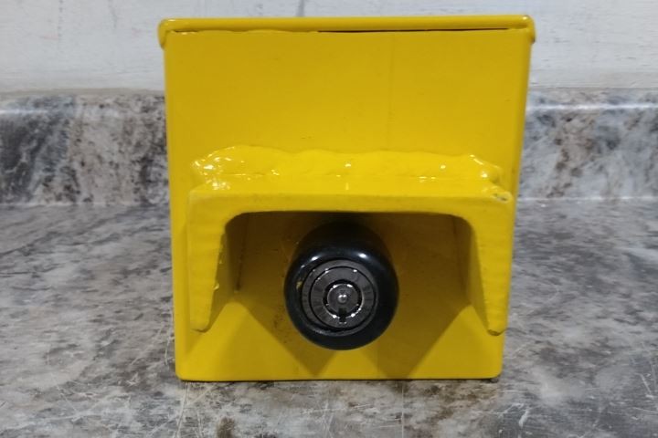California Immobilizer G00100 2 Pk Coupler Lock for use w/3 In Width Bulldogs