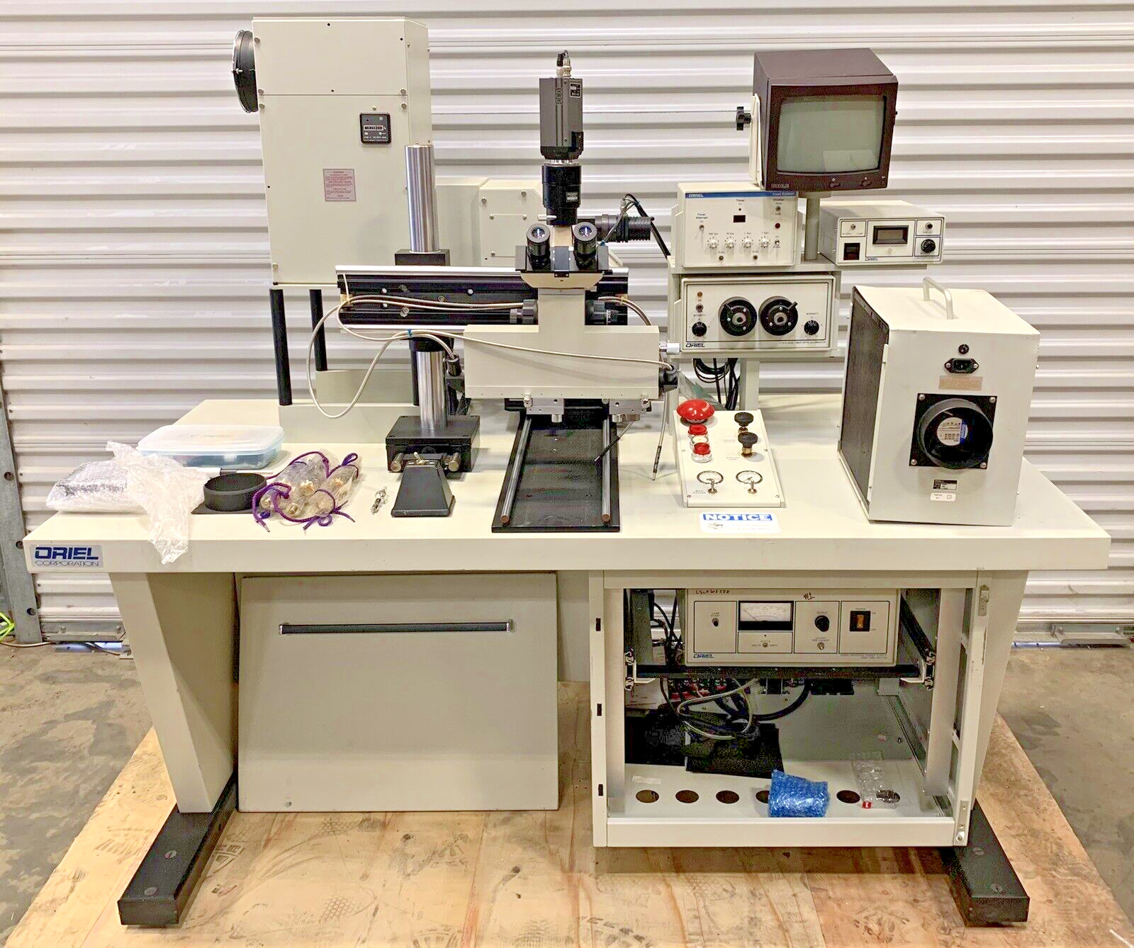 Oriel Solar Simulator System W/ Multiple Components