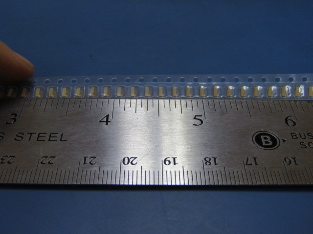 AVAGO HSMY-C660 Qty of 2900 per Lot CHIP GAP YELLOW RT ANGLE MNT