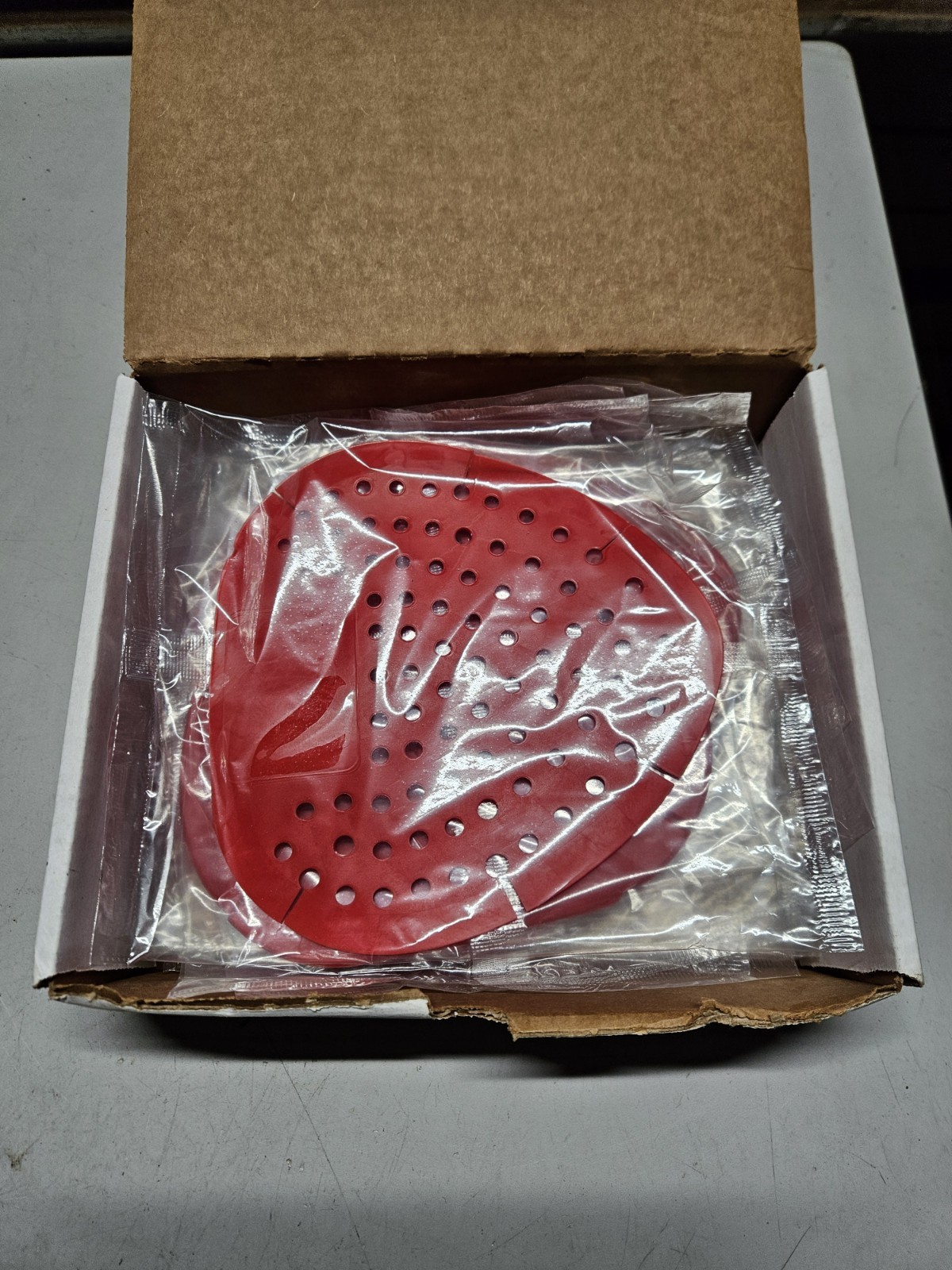 Uline Urinal Flat Screen S-8128 (Case of 12)