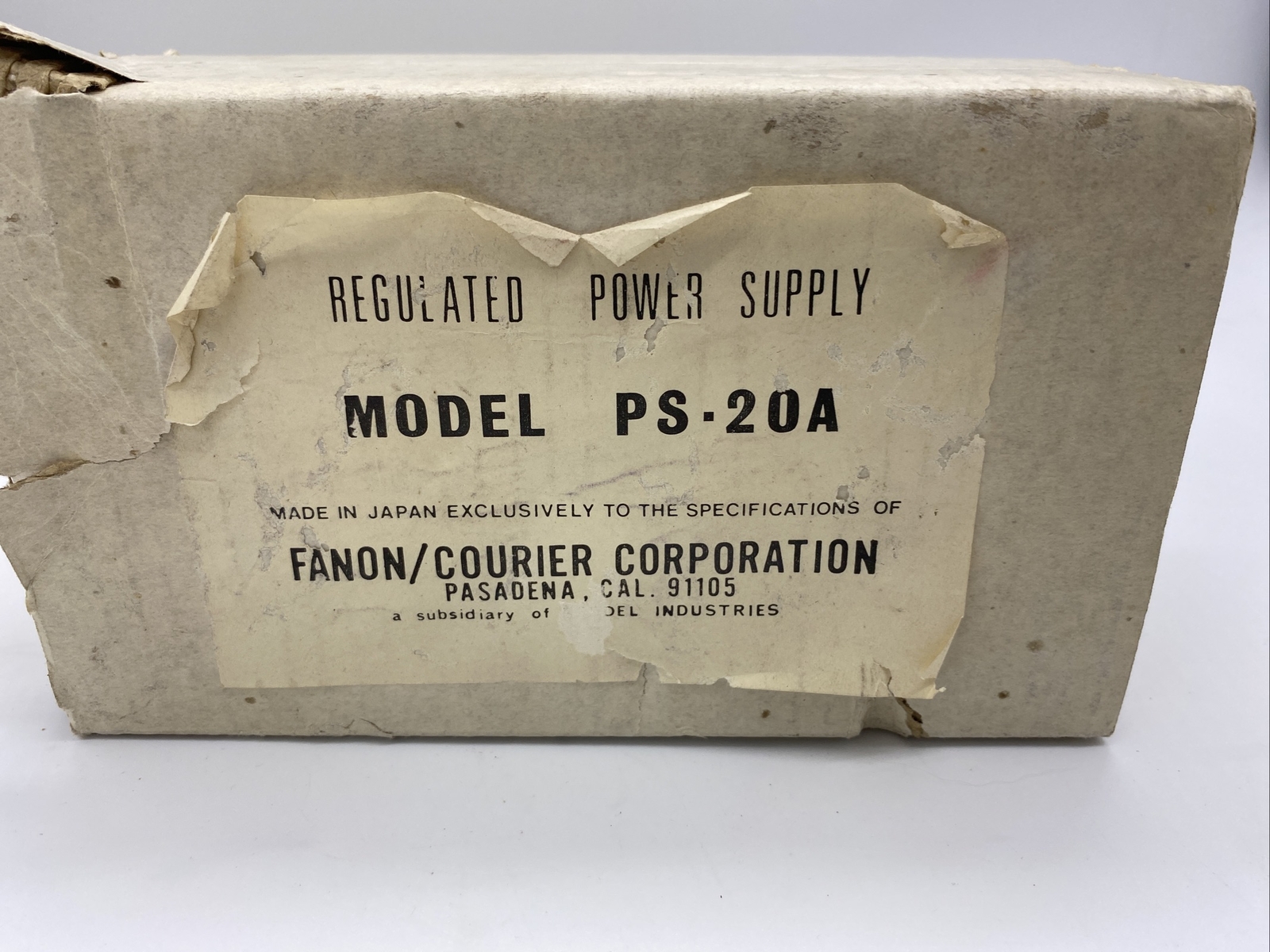 New In Box Fanon/Courier Regulated Power Supply PS-20A