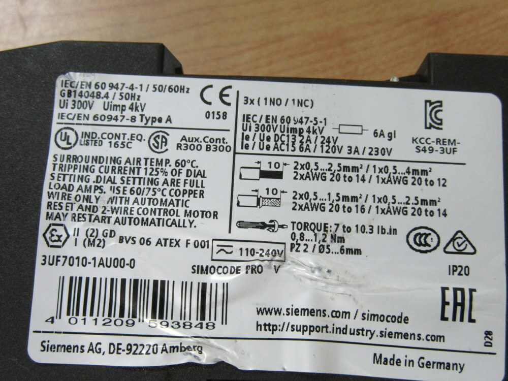 Siemens 3UF7010-1AU00-0 Relay Motor Control Complete