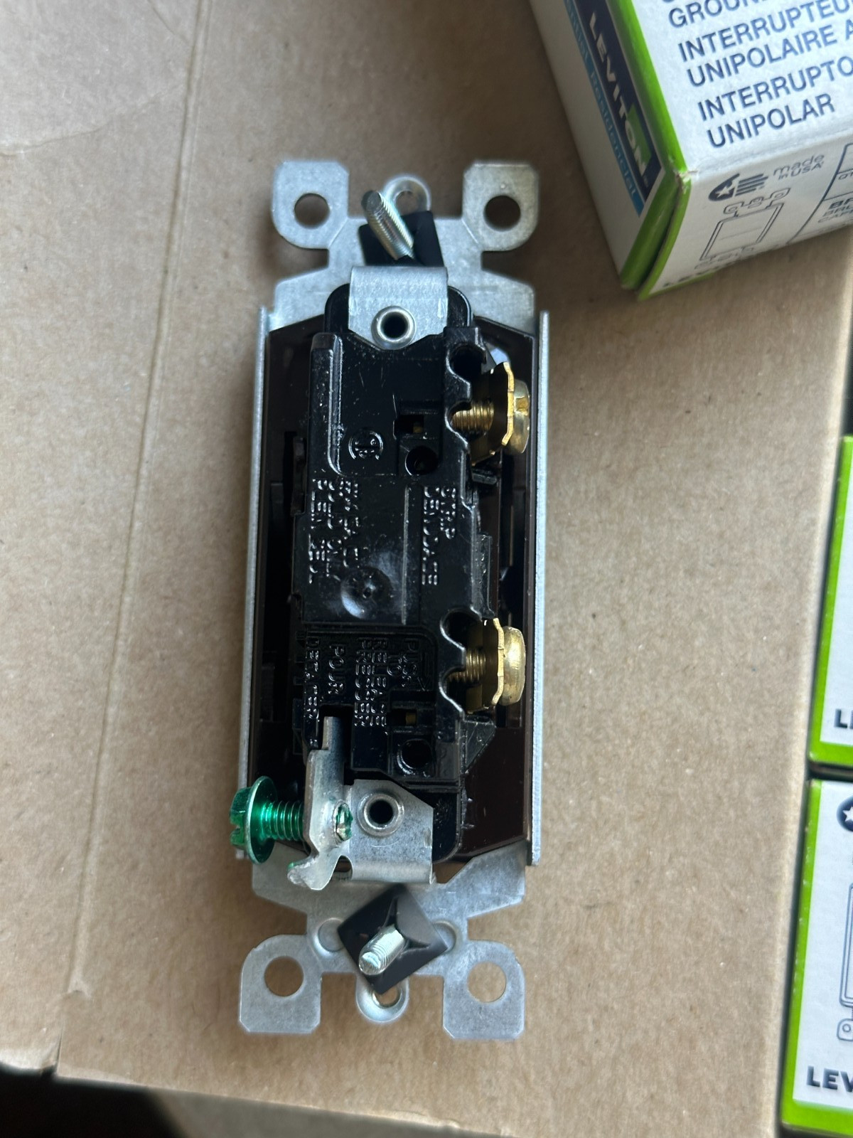 10 NEW Leviton 5601-2 Brown Decora Rocker Light Switch 1P 15A 120/277V CASE LOT