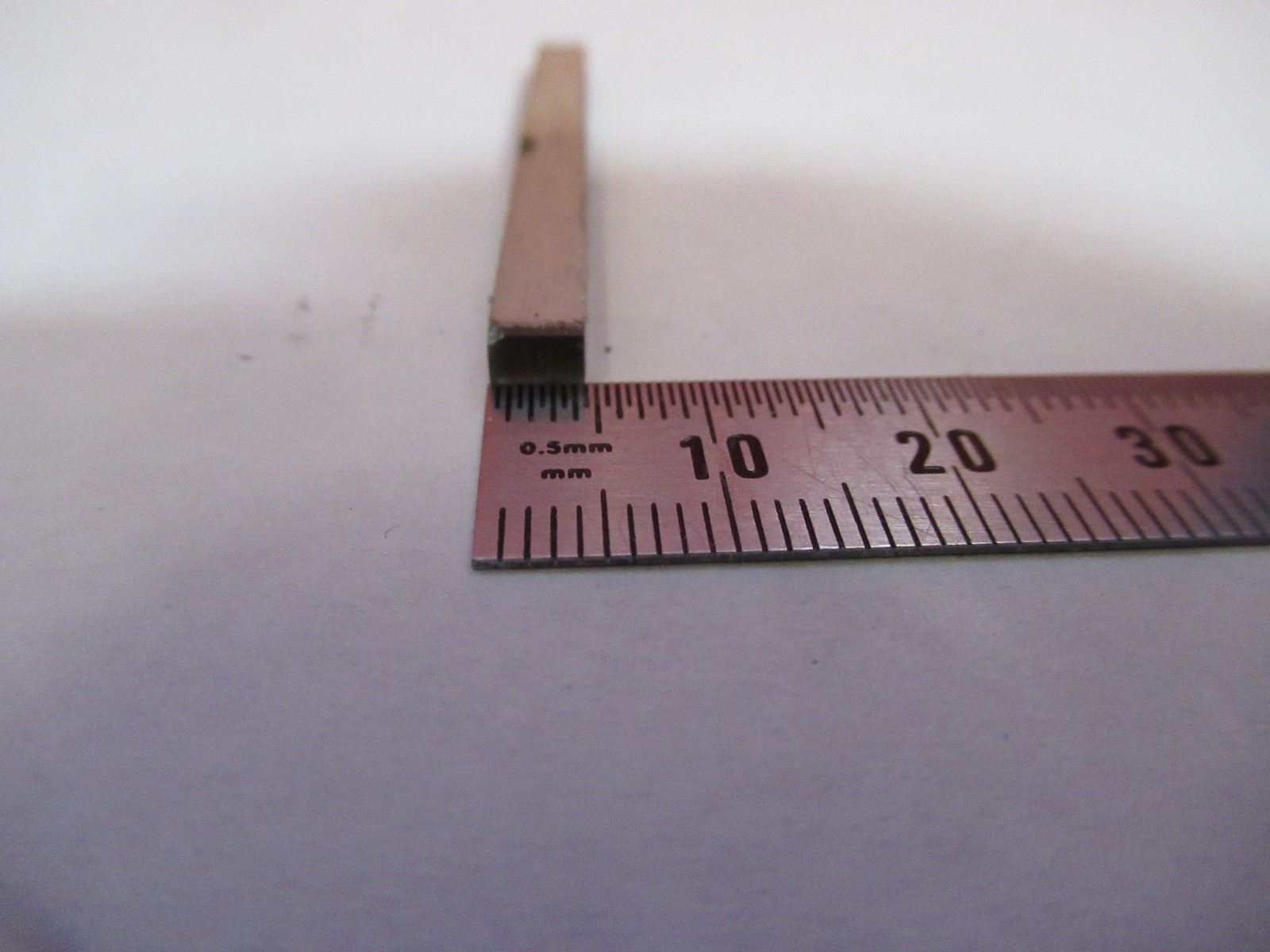 NLO NON LINEAR OPTICS LITHIUM NIOBATE CRYSTAL BAR ELECTRODED AS PICTURED 96-B-13
