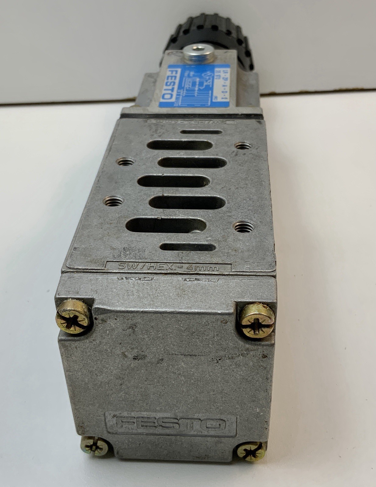 Festo LR-ZP-A-D-2 INTERMEDIATE PRESSURE REGULATOR PLATE 12bar 174psi (35970)