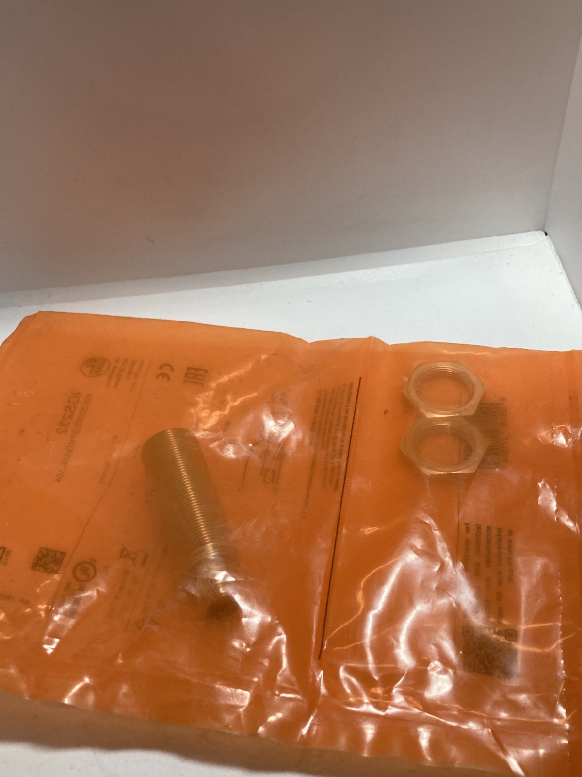 IFM IGK3008BBPKG/US-104 PROXIMITY SWITCH 8MM SEN 10-30VDC 100MA IGS232 NIB
