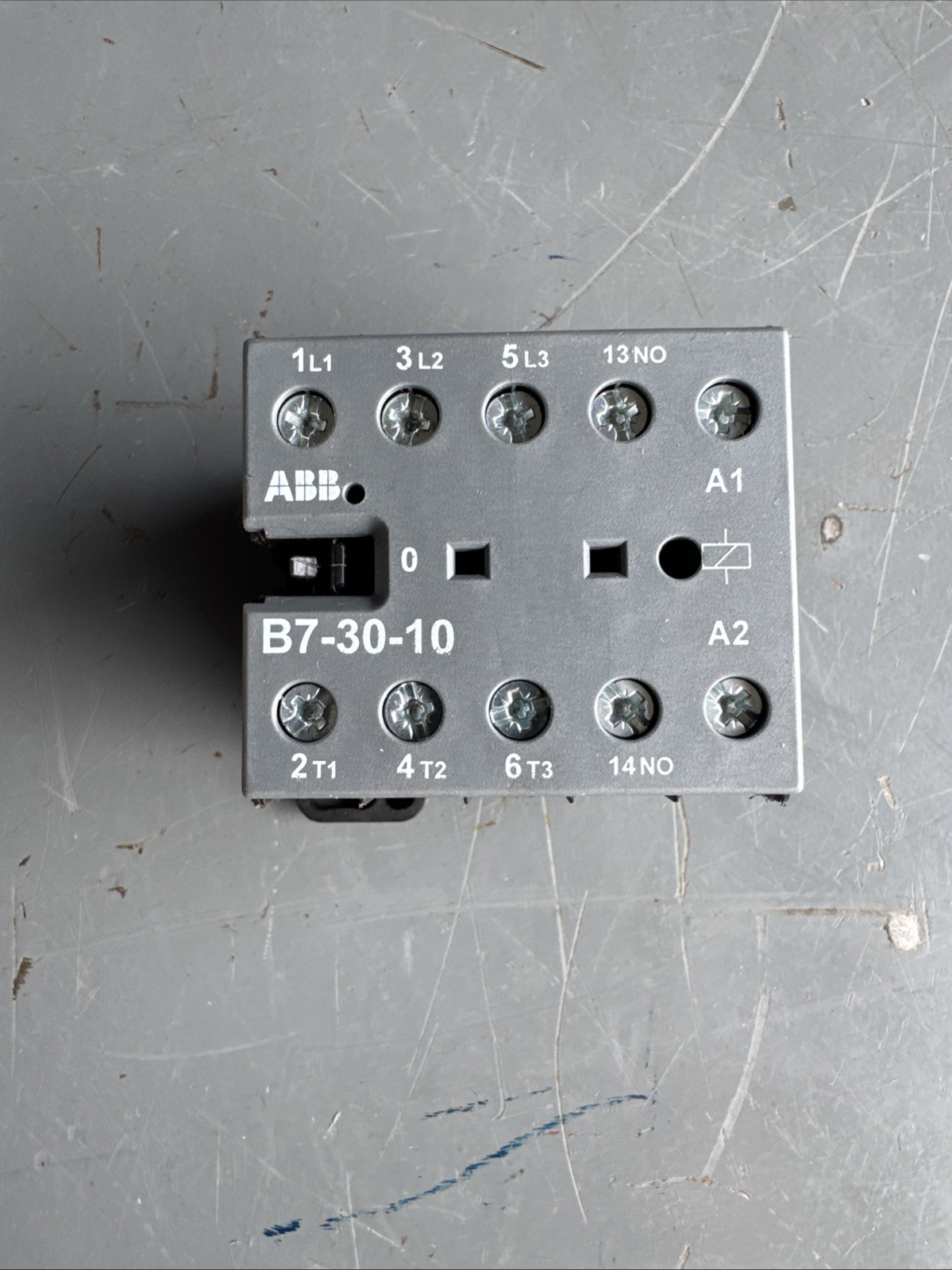 ABB B7-30-10 24V NSNP