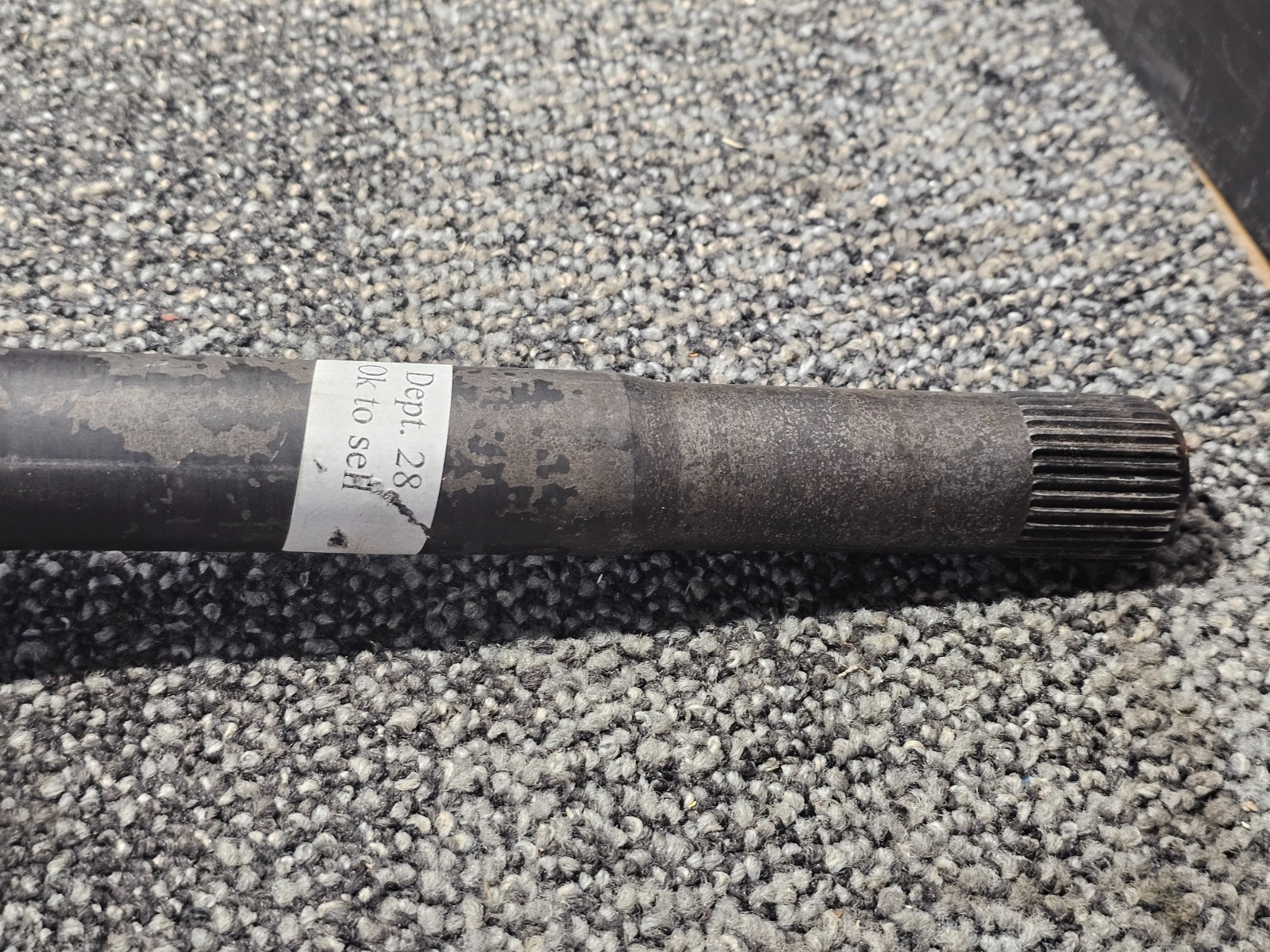 Rear Axle Shaft 10108925 – 5 Lug Hub Raised Center 4 Stud Axle Mount ABS Ring